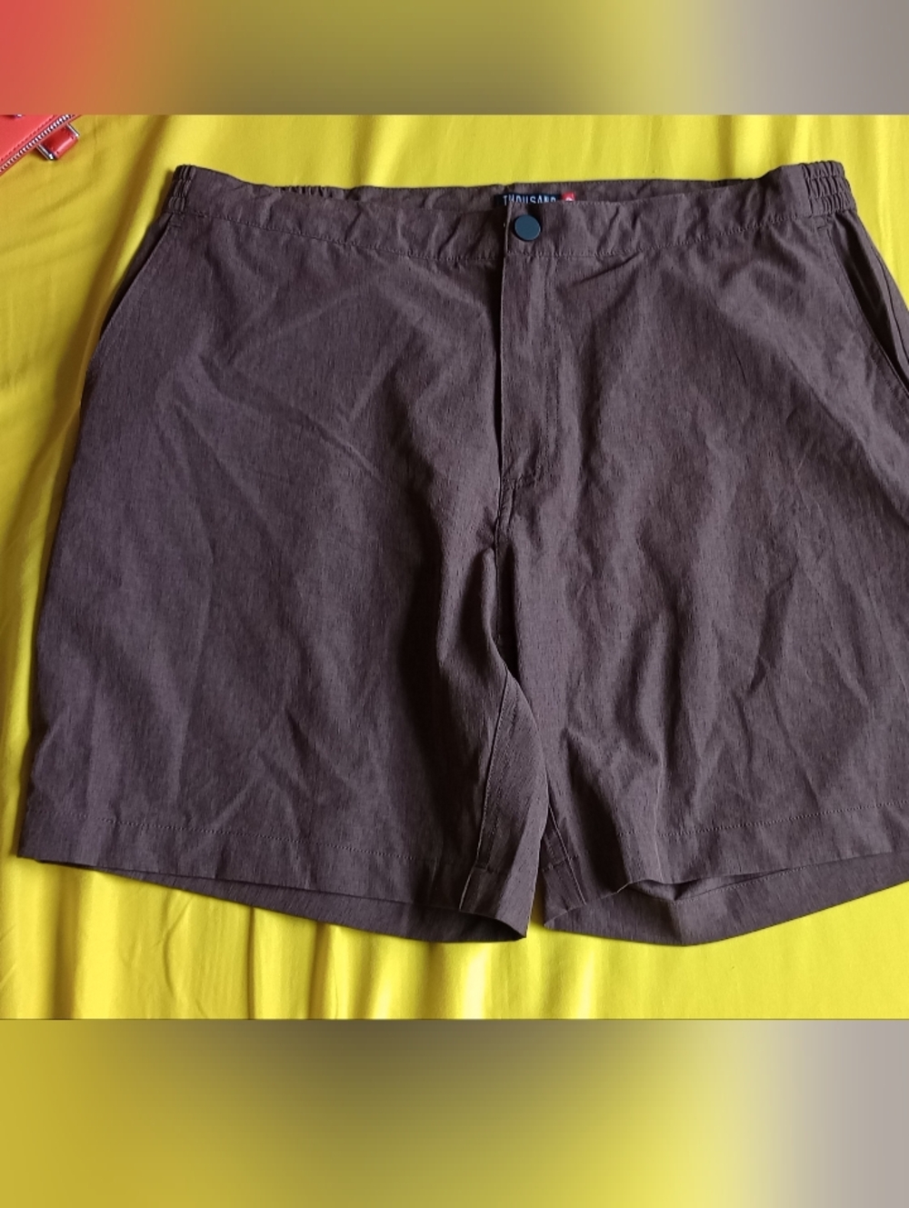 Thousand Miles Men's Classic Brown Elastic-Waist Shorts New With Tags  Size L